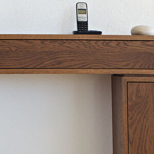 Telefonmöbel aus Nussbaum