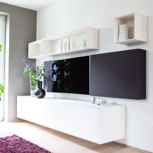 TV-Schrank mit integriertem HiFi-System