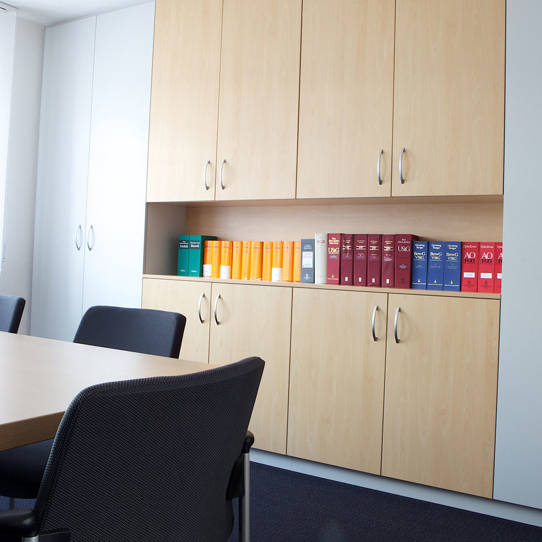 Besprechungszimmer und Empfangstheke