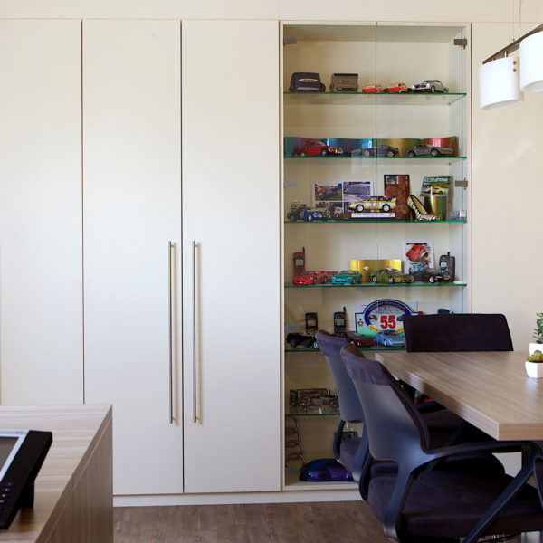 Büro mit Besprechungstisch