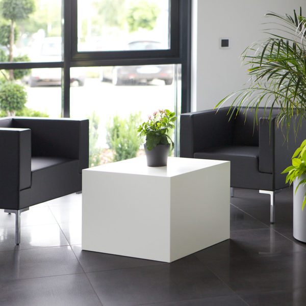 Moderne Sitzgruppe im Foyer