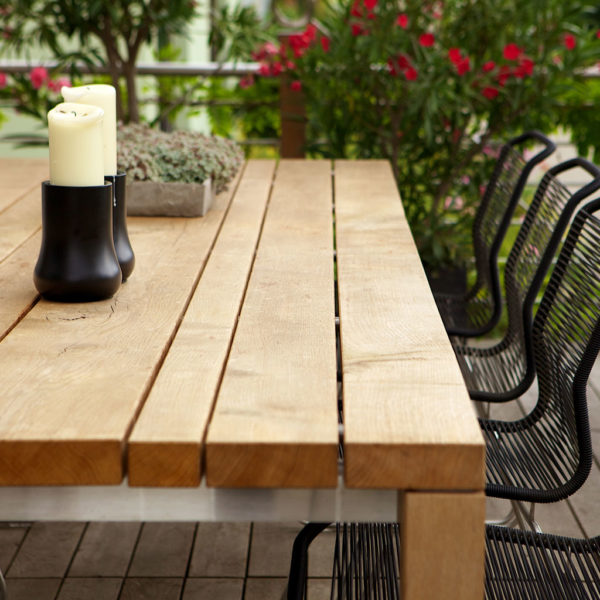Gartenmöbel aus Eiche rustikal