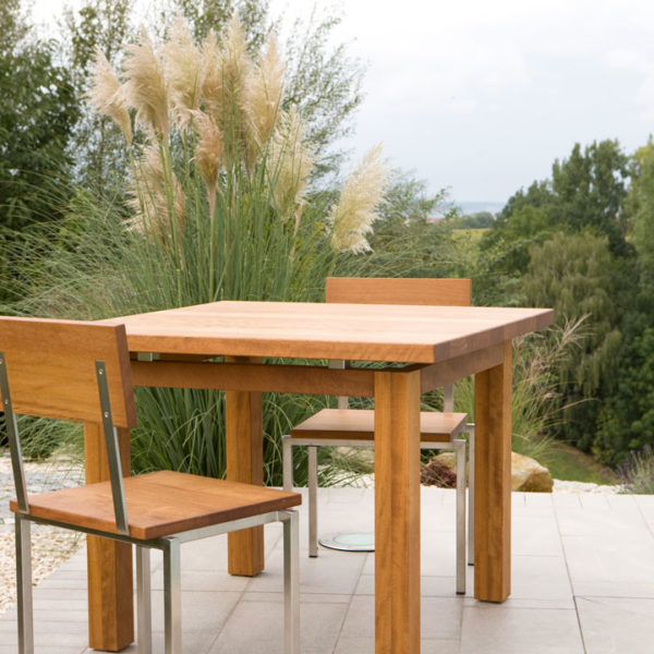 Gartenmoebel aus Teakholz