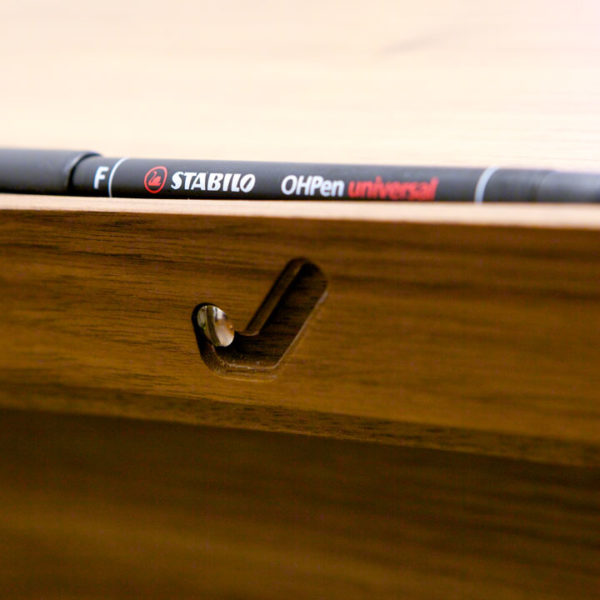 Homeoffice mit klappbarem Schreibtisch