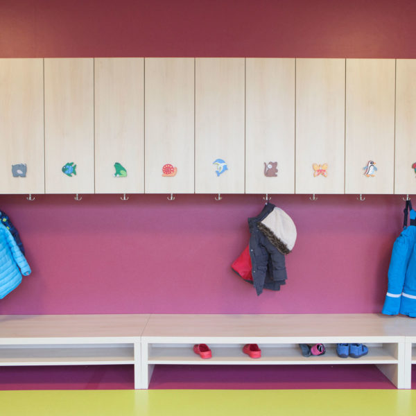 Garderobe für einen Kindergarten