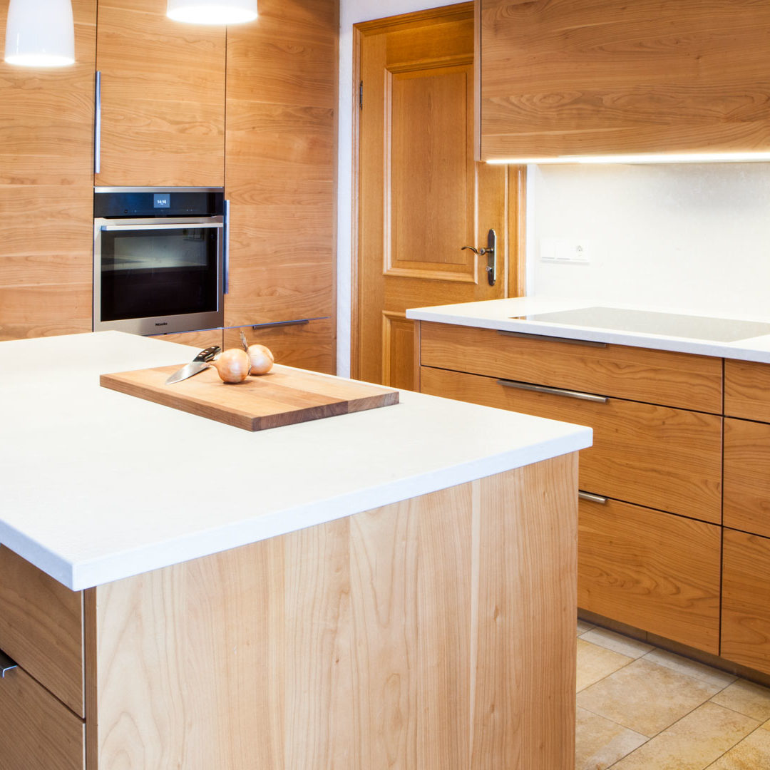 Große Küche inklusive Raumplanung für eine Renovierung