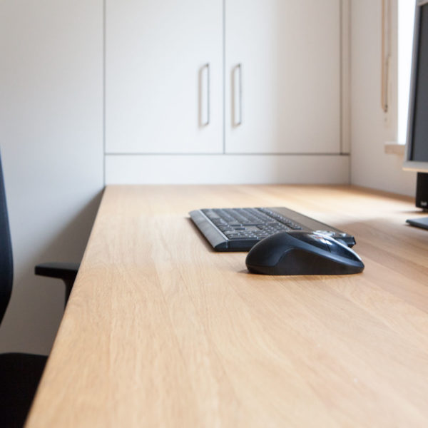 Homeoffice mit viel Stauraum