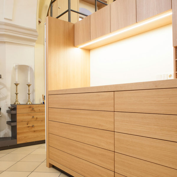 Einrichtung einer Sakristei