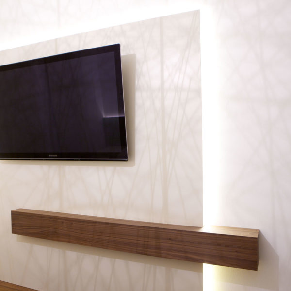 Wandpanel mit Ambient Light (LED-Beleuchtung)