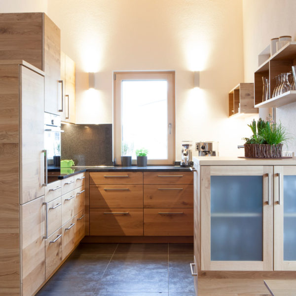Küche in exklusiver Holzoptik