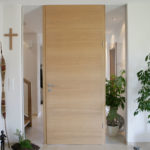 Zimmertüre in Eiche querfurniert und matt lackiert