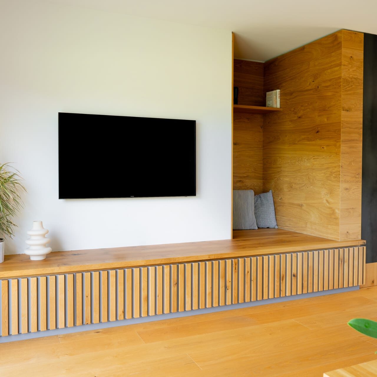 Schreinerei Steinberger Wohnzimmer & TV Möbel 2719 01