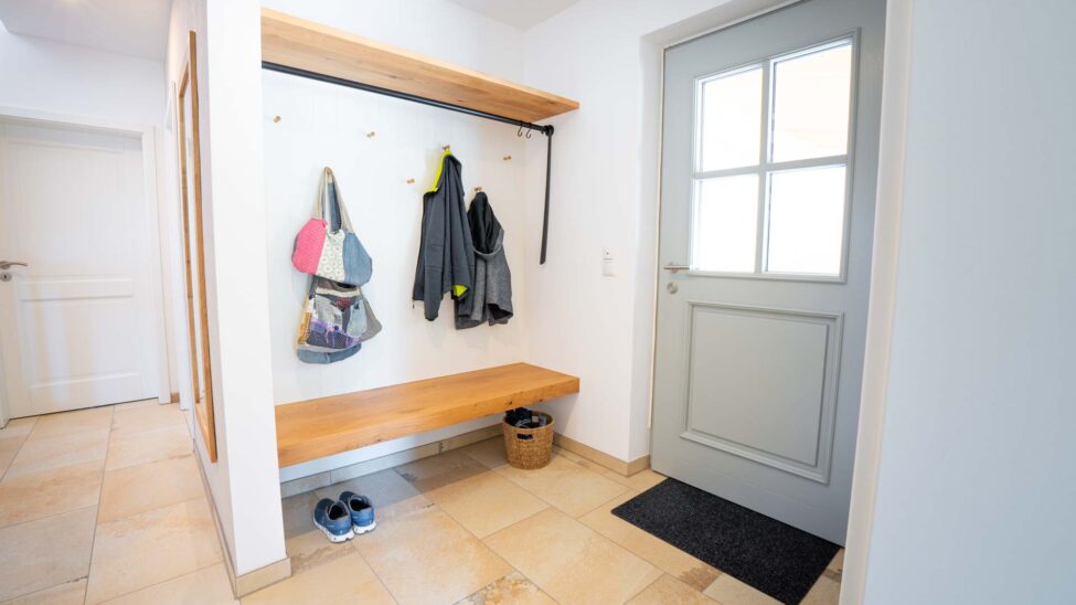 Schreinerei Steinberger Garderobe 3021
