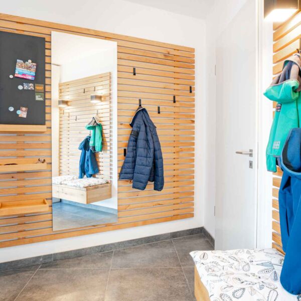 Schreinerei Steinberger Garderobe 3054